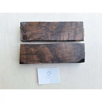 Stabilizált kaukázusi diófá markolat panelpár 8